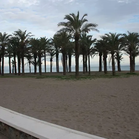 Bonito Duplex En Primera Linea De Playa Τορρεμολίνος
